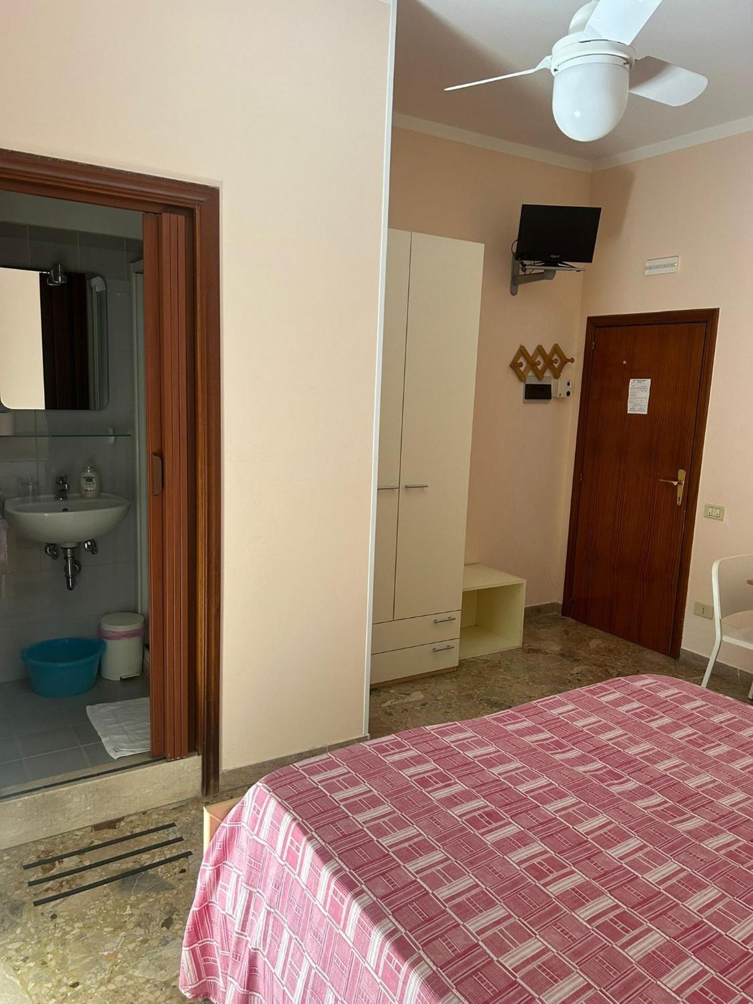 Camera Matrimoniale con Balcone